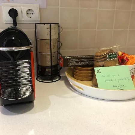 Апартаменты Zubigane Junto A La Ria & Parking